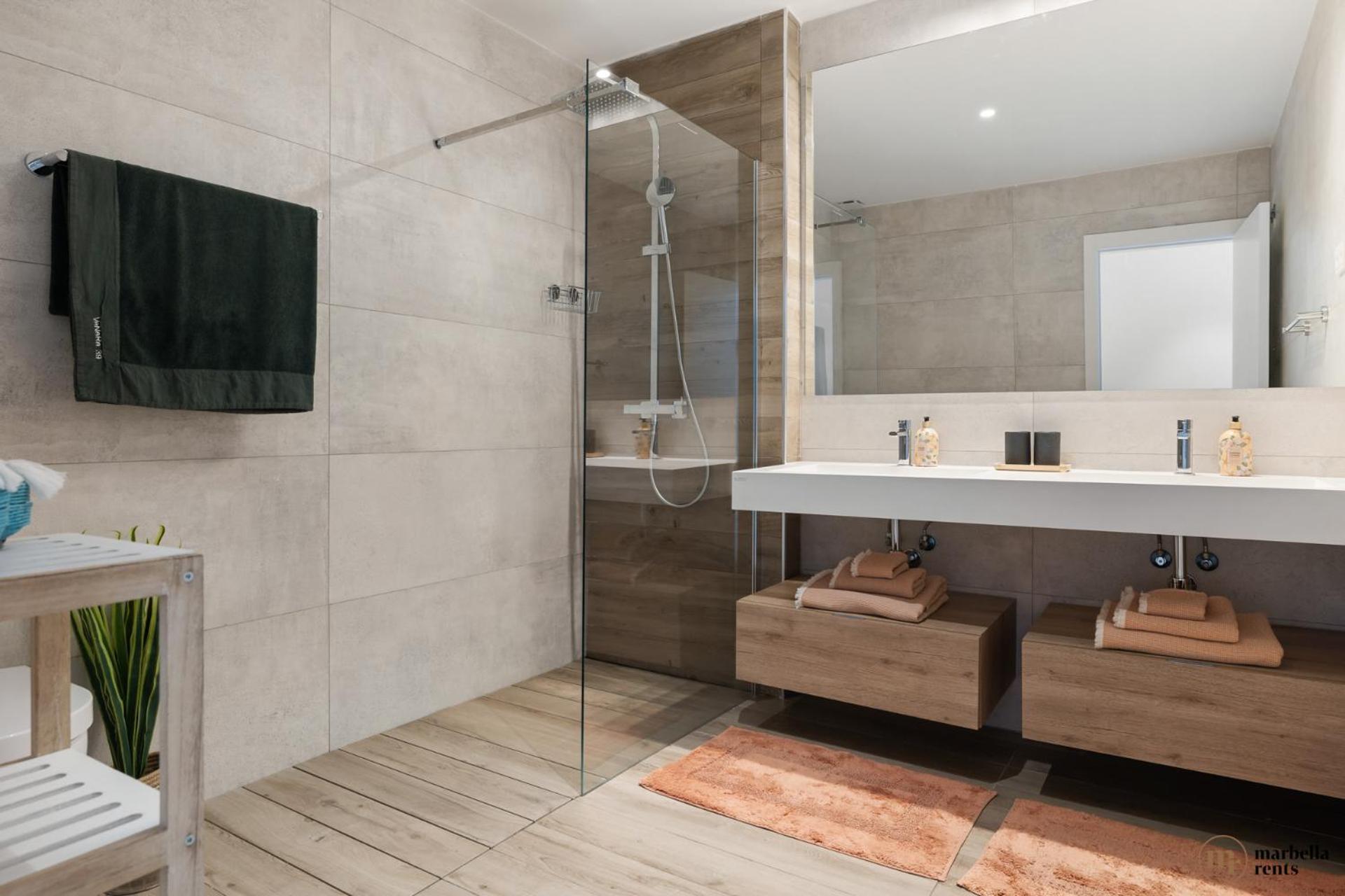 Apartment Casa Vener Ref #87 *